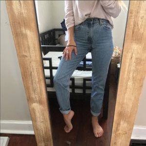 Vintage 550 Levi’s Mom Jean